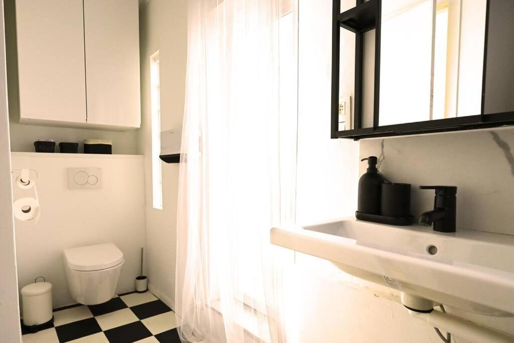 Stylish Duplex In The Heart Of Brussels Centre Apartment Ngoại thất bức ảnh
